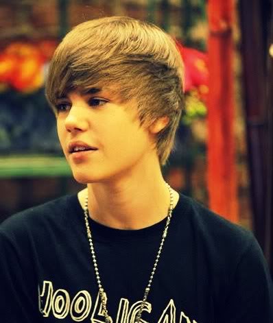 Justin Bieber Haircut November 2010. Justin Bieber Haircut November