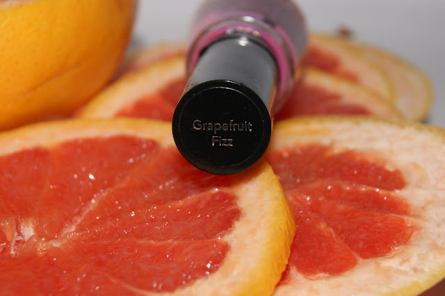 Revlon Grapefruit Fizz Nail Polish