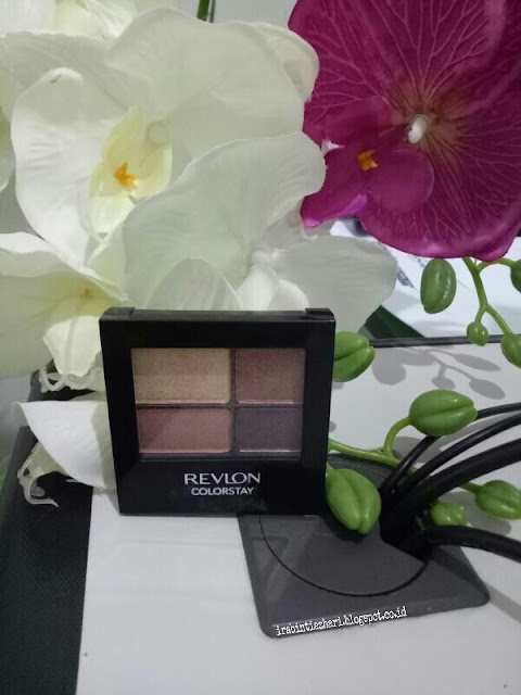 Revlon colorstayTM  seri 520 brazen