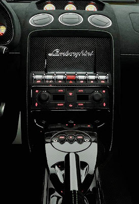 Lamborghini Gallardo LP570-4 Superleggera interior