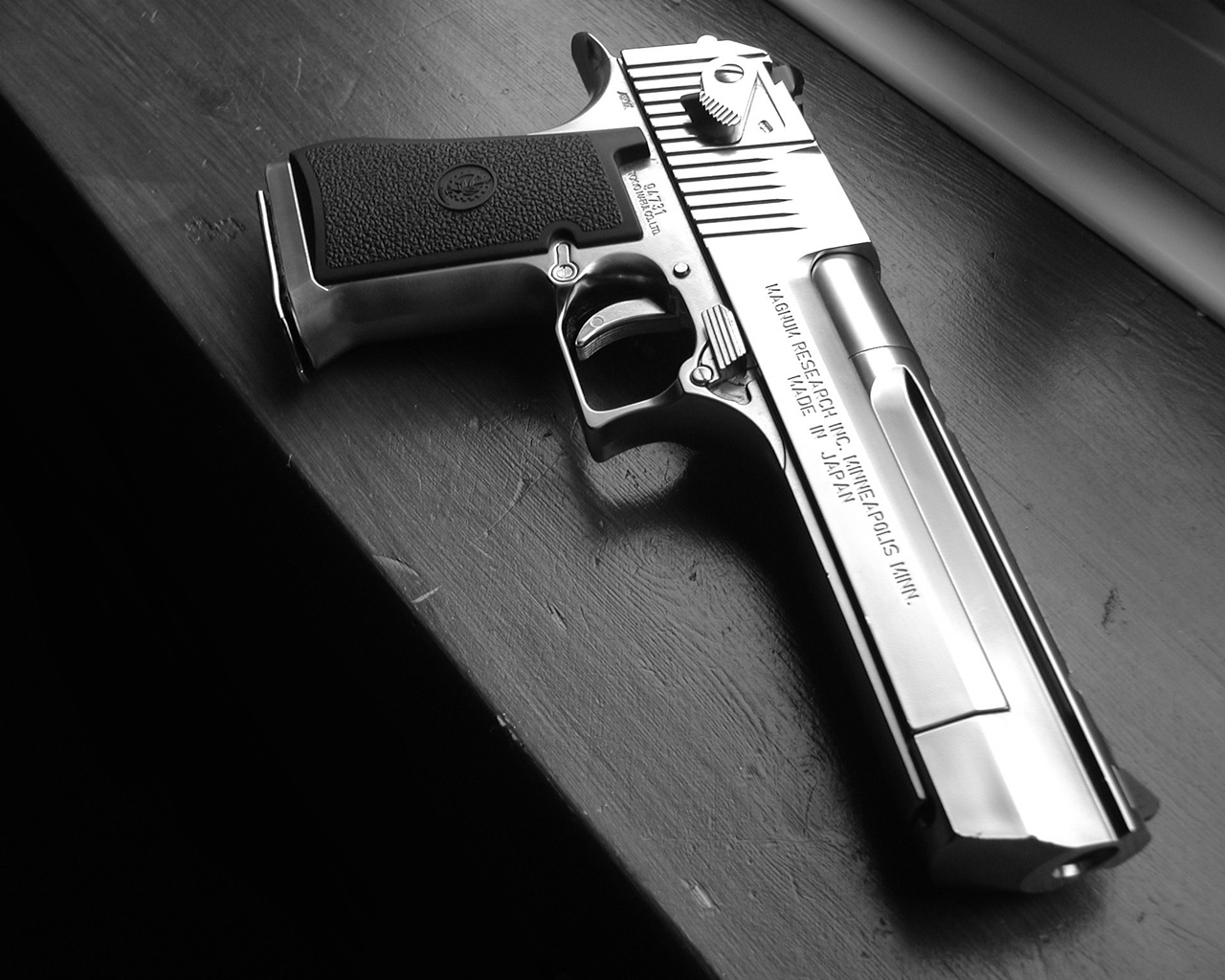 guns desert eagle