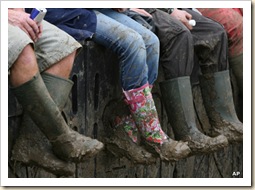 _44545817_ap_glasto_wellies416