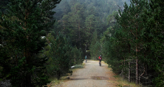 MTB a la Laguna Negra y Cañón del Río Lobos