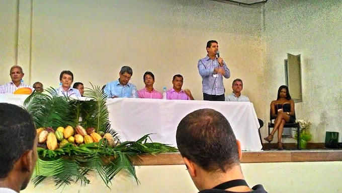 Prefeito Railton participa do 2° Agrocacau e fala da importância do evento para a região