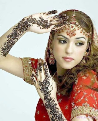 Stylish Collection of Bridal Mehndi Designs Images