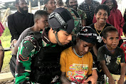 Pacu Semangat dan Motivasi Belajar! Satgas Yonif Raider 321/GT Turut Cerdaskan Generasi Muda Papua
