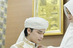 Ternyata, Ini Isi Pesan Mengharukan Istri Ustadz Arifin Ilham Yang Membuat Netizen Meleleh