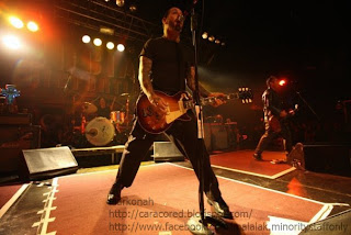 Social Distortion live