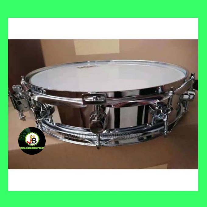 Metal Snare With Stick & Key