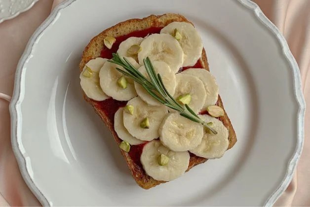 Toast with Sliced Bananas - Part of the BRAT Diet for Digestive Health