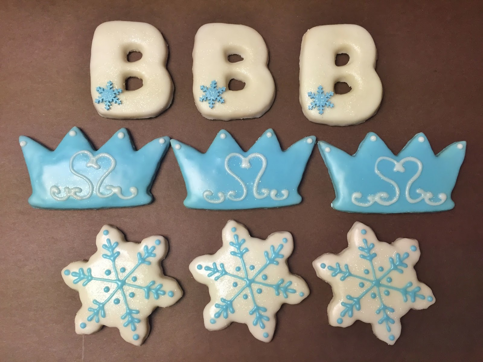 Cakes by Mindy: Frozen Themed Cookies