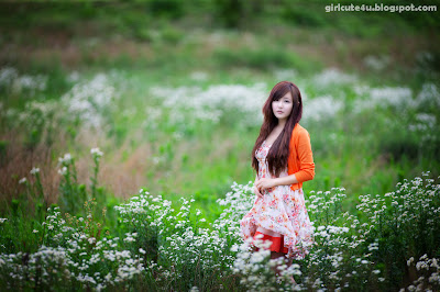 Ryu-Ji-Hye-Flower-Dress-11-very cute asian girl-girlcute4u.blogspot.com