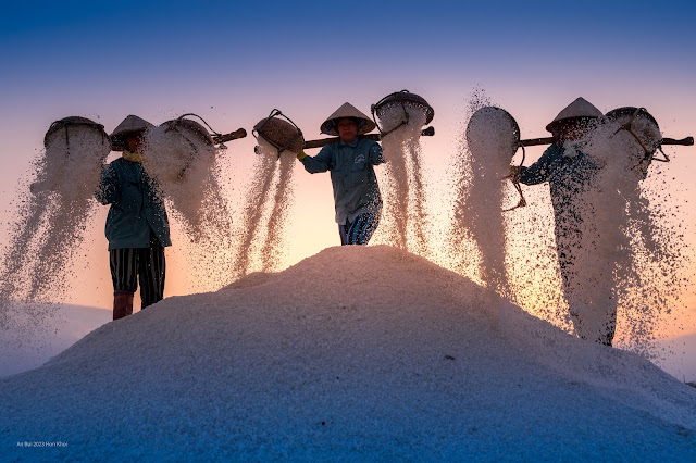 People in the salt fields of Hon Khoi