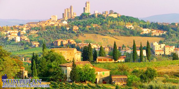 Kota Volterra Tuscany Italia