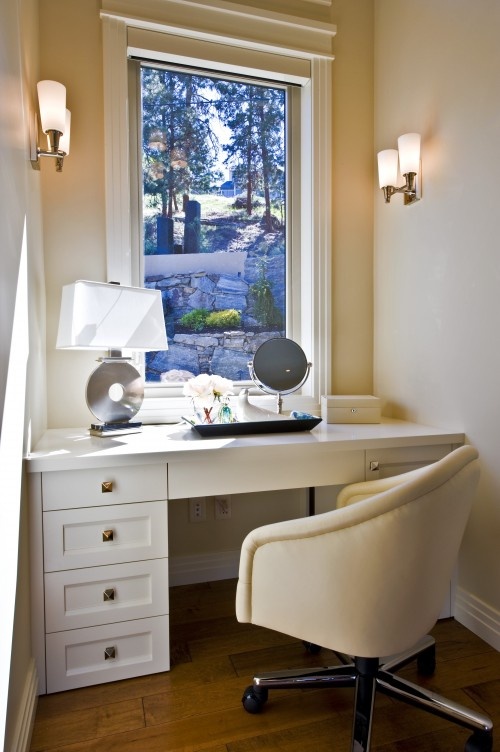 Bedroom Vanities With Lights