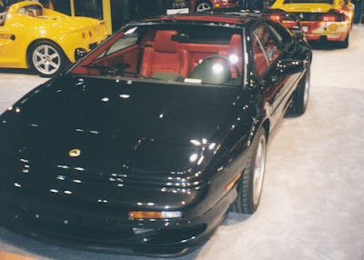 2001 Lotus Esprit V8 at the 2001 Chicago Auto Show