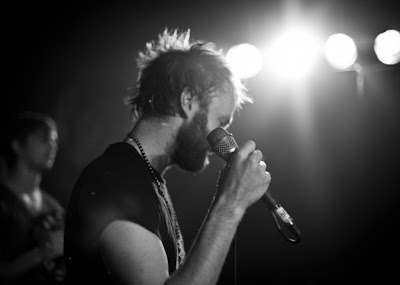 Paul McDonald in concert with The Grand Magnolias