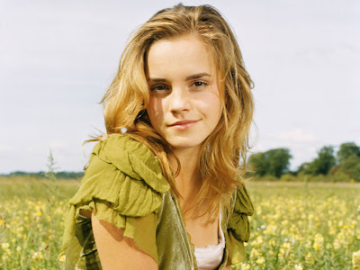 emma watson wallpapers hd. 2011 Emma Watson Wallpaper,