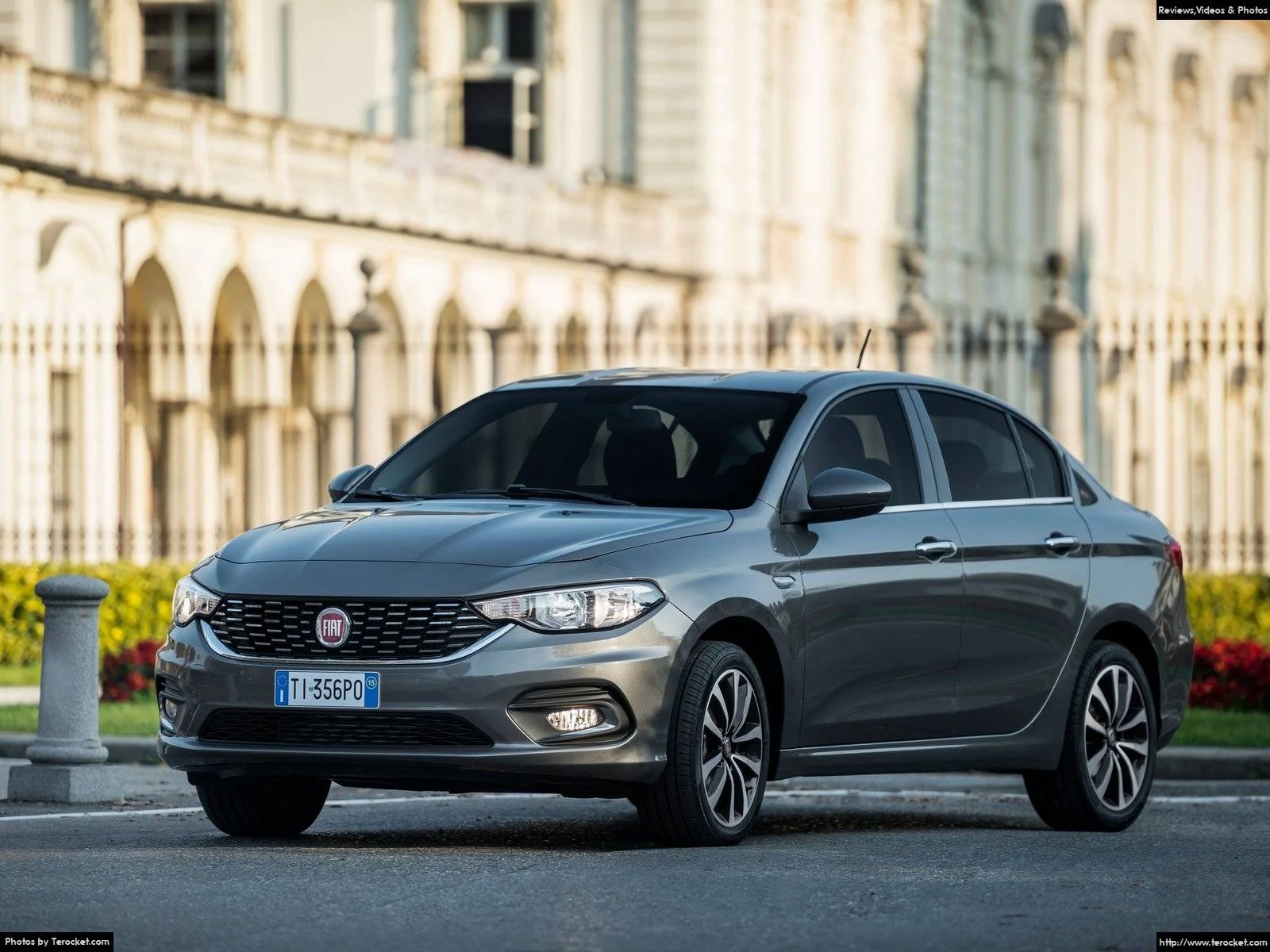 Hình ảnh xe ô tô Fiat Tipo 2016 & nội ngoại thất