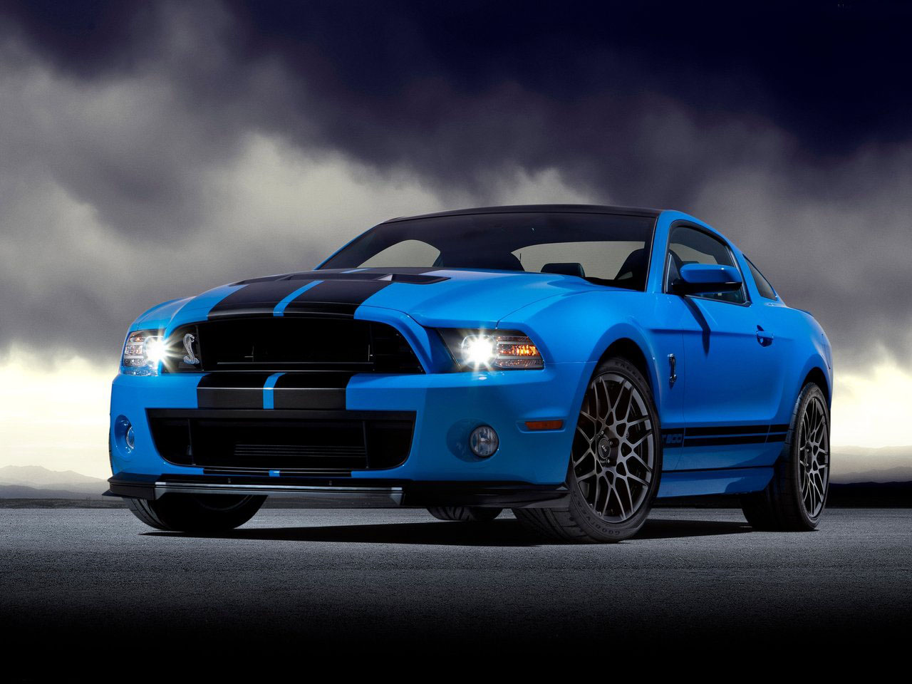 2014 Ford Mustang Shelby GT500 Reviews and Prices