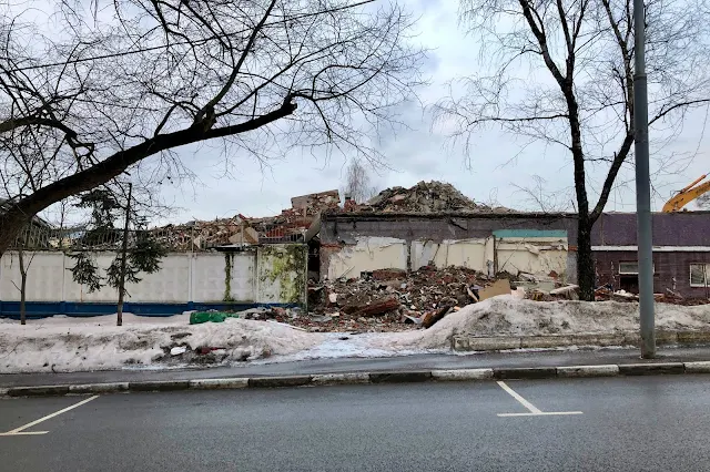 улица Кржижановского, 2-й Механической завод в процессе сноса