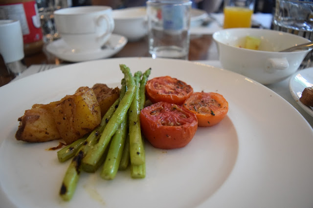 Oriental Residence Bangkok Breakfast