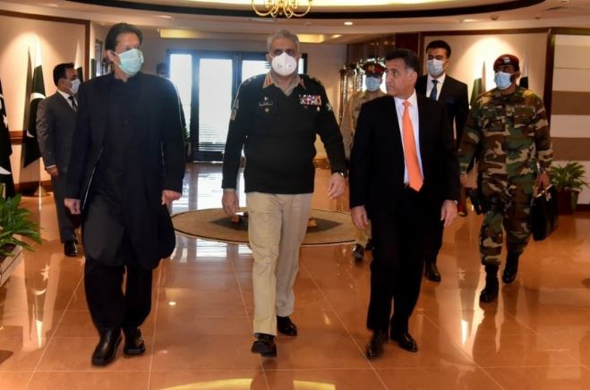 PM Imran Khan visits ISI Headquarters