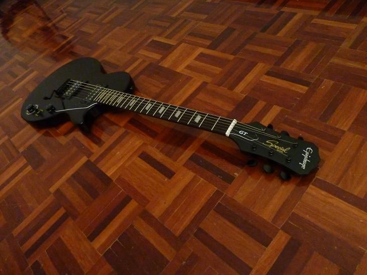 epiphone les paul special ii wine red. Epiphone Les Paul headstock