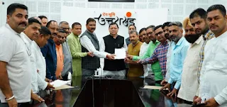 FARMERS OF NAINITAL MEET TO CM DHAMI
