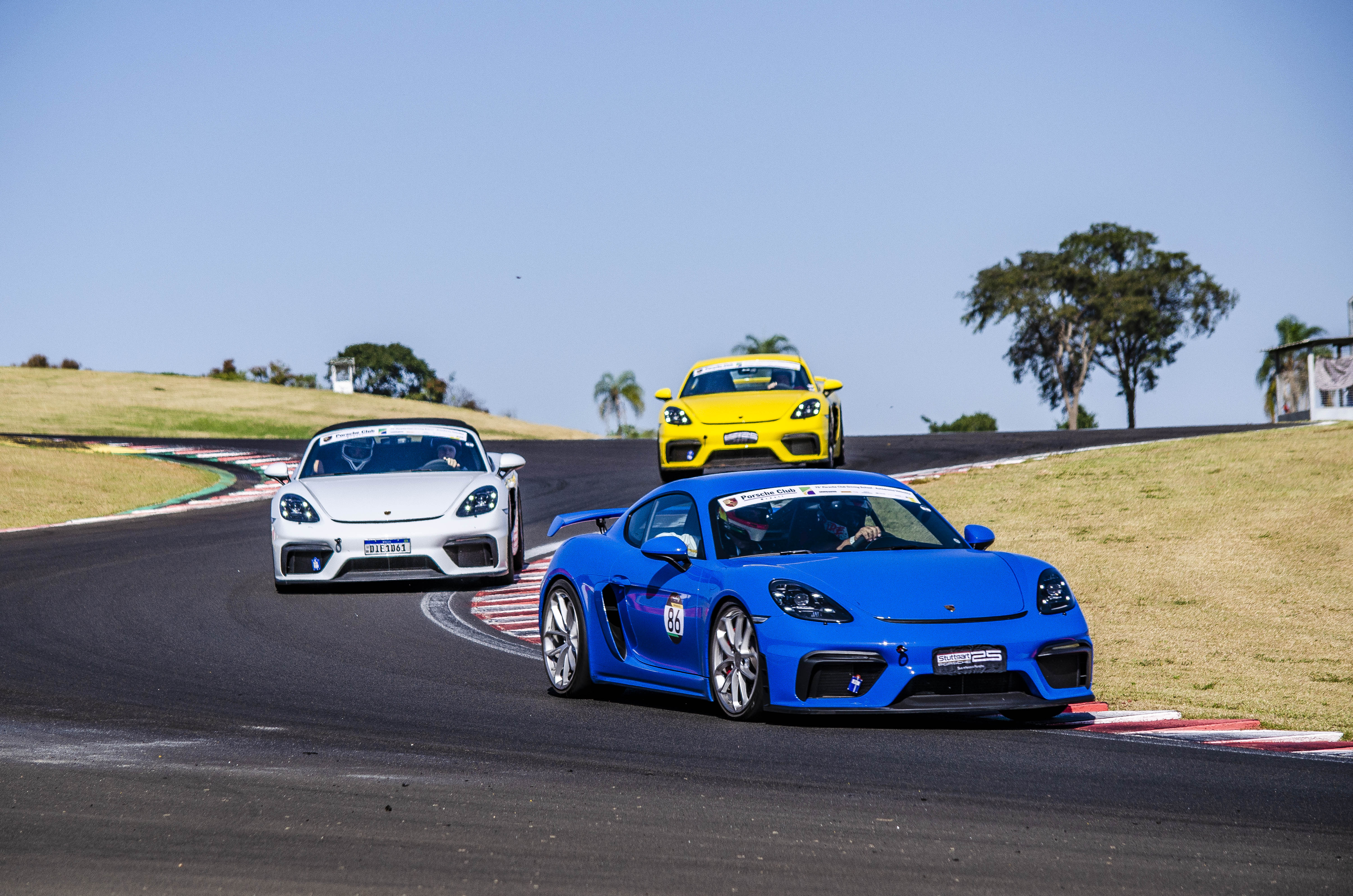 Porsche Club Brasil faz o quarto encontro de 2022 no Autódromo Velocitta