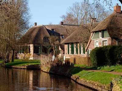 Giethoorn is called the Venice of the Netherlands because about 7.5km of canals run through the little village. Some 50 little wooden bridges span the canals. It was founded in around 1230 and originally called Geytenhorn, which over time has become Giethoorn.