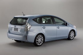 Rear 3/4 view of 2012 Toyota Prius V