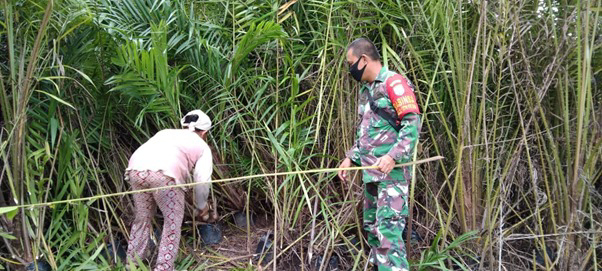 Satgas TMMD Ke-111 Kodim 1207/Pontianak Menyatu Dengan Rakyat