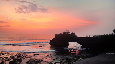  Pura Terbesar di Bali yang terletak di kaki Gunung Agung Islands Nation : Bali