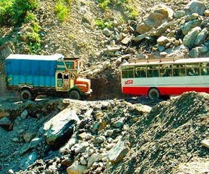 Jalan paling berbahaya didunia