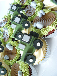 Jeep Cupcakes