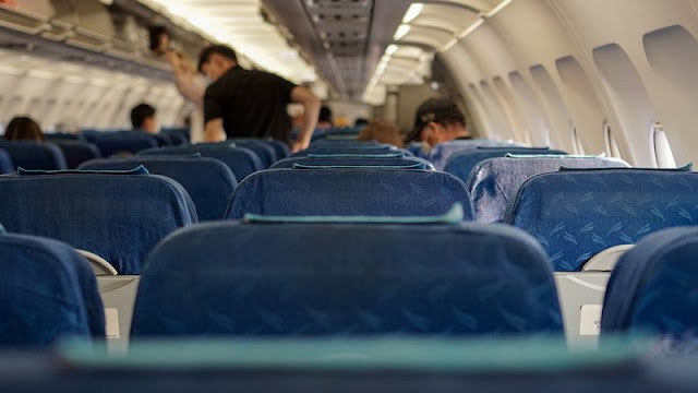 Homem é preso dentro de avião por dever pensão alimentícia