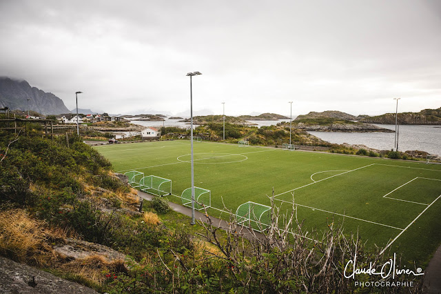 découverte îles Lofoten Vesteralen stade foot plus célèbre suite voyage