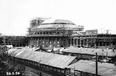 Fotos de la construcción del Teatro de ópera y ballet de Novosibirsk Opera and Ballet Theatre History of the construction Rusia