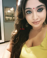 Anindita stunning Indian Desi Instagram Model 018.jpg