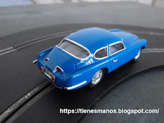 Trasera del Pegaso Z102 Berlineta Touring prototipo de Slot