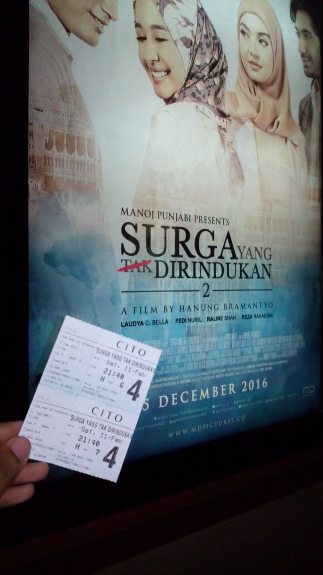 Review Film Surga yang Tak Dirindukan 2: Ending yang Tak ...