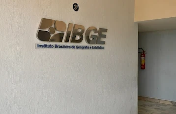 🔵 IBGE abre 351 vagas para estagiários em todo o país, com bolsas de até R$ 1.125,69.