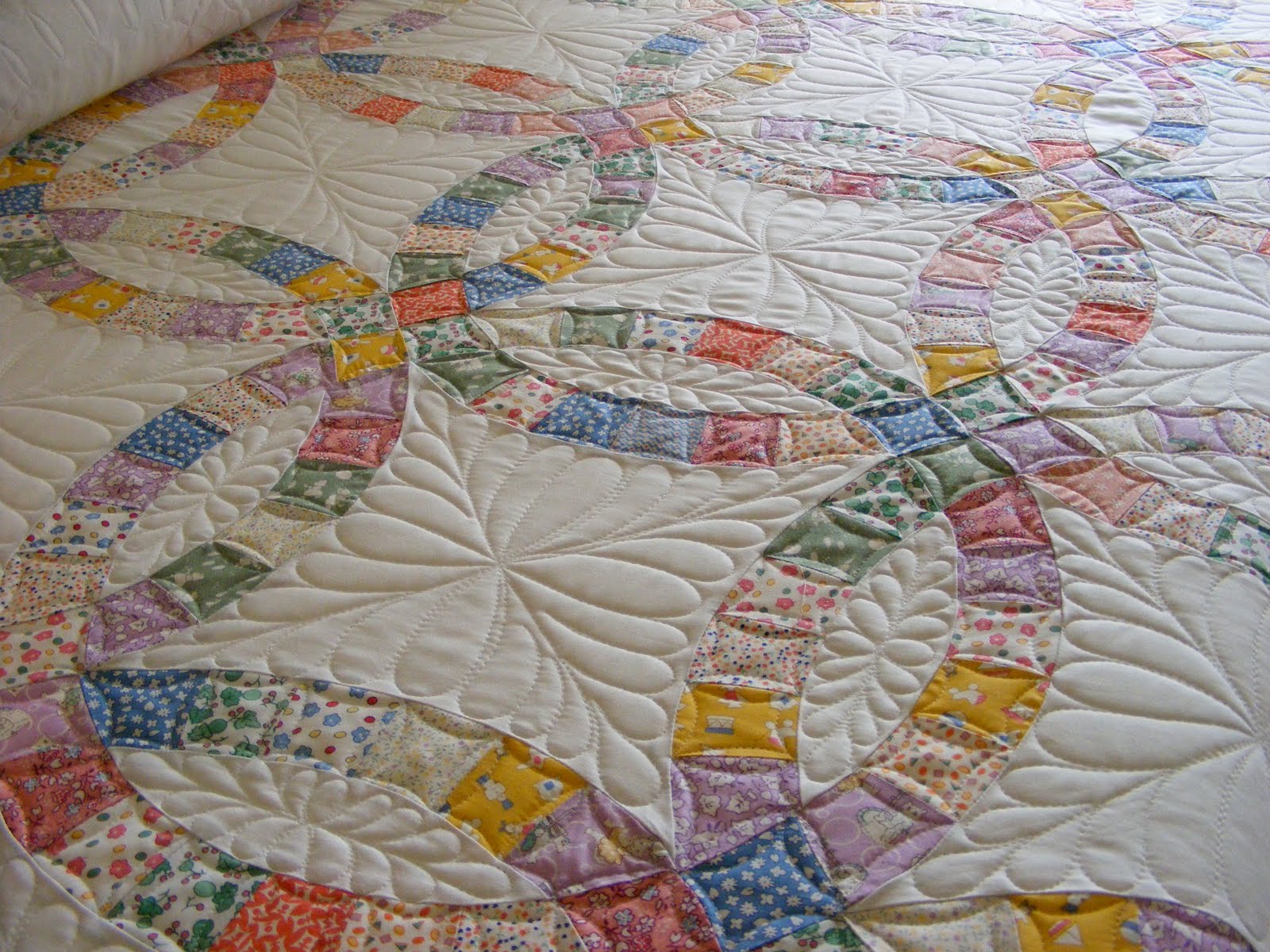 MELON PATCH QUILTS  Double Wedding  Ring  Quilt 