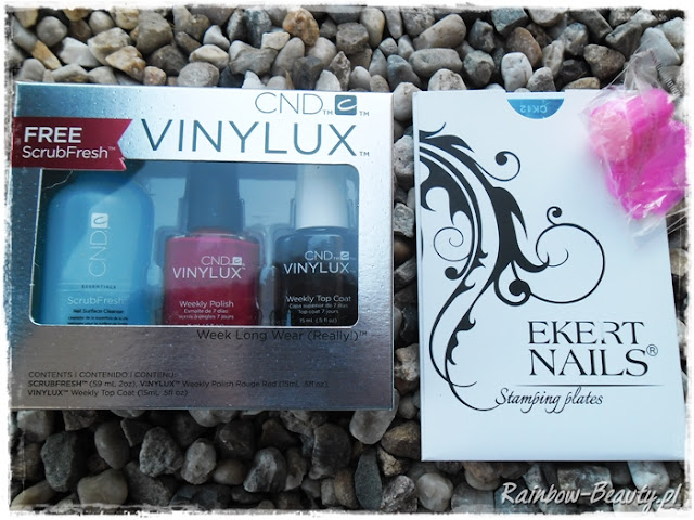 Lakier CND Vinylux Weekly Top Coat Czerwony lakier CND Vinylux CND Scrub Fresh Nail Surface Cleanser