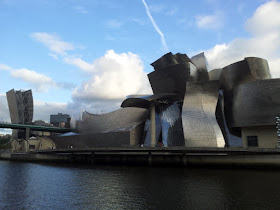 A private tour in Bilbao and the Guggenheim Museum with your Basque Private tourguide