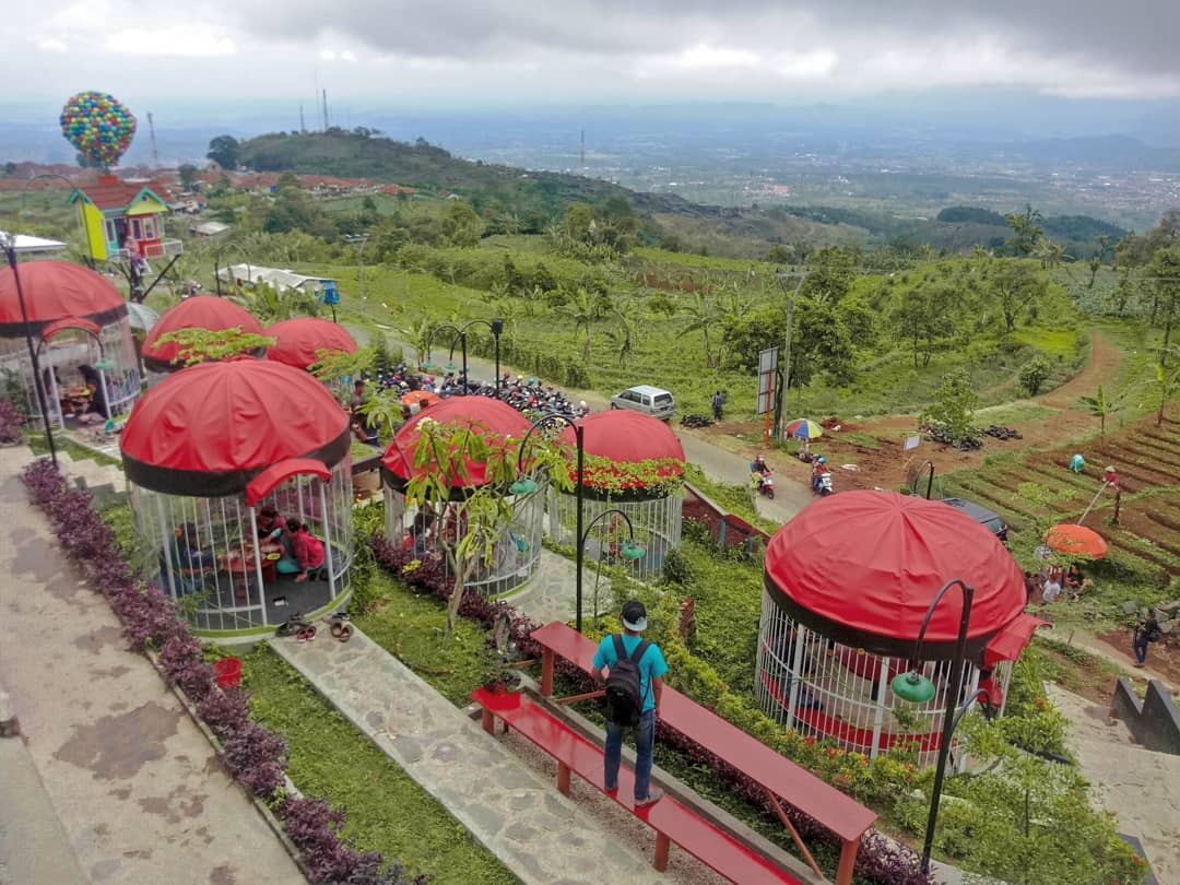 10 Tempat Wisata Di Kabupaten Kuningan Jawa Barat Yang Lagi