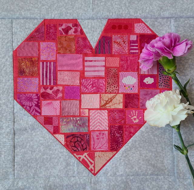 Ticker Tape Heart block challenge | DevotedQuilter.com