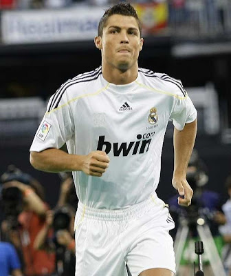 Cristiano Ronaldo 9 - Real Madrid Player