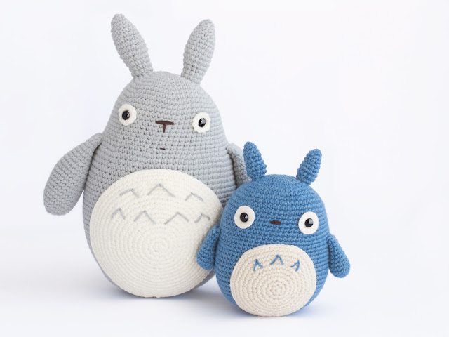 amigurumi-Totoro-free-pattern-patron-gratis-crochet-blue-grey-gris-azul